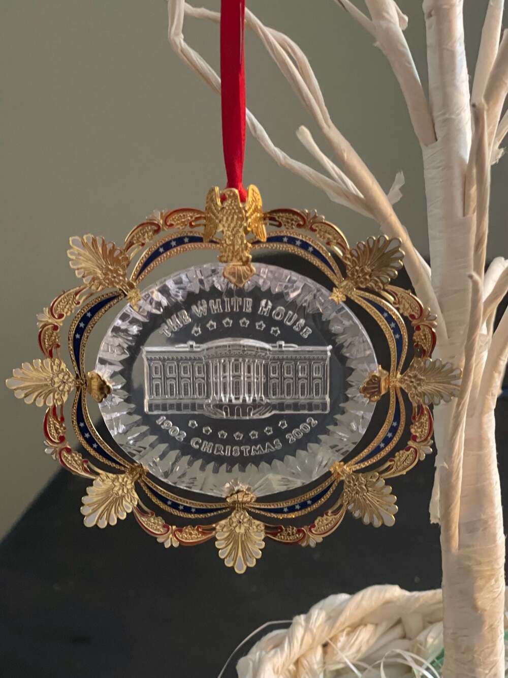 2002 White House Historical Association‎ Chandelier Ornament VTG